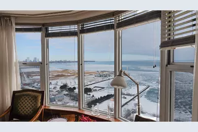2525 S Shore Dr #22F, Milwaukee, WI 53207 - Photo 4