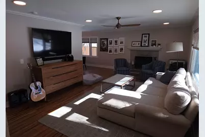 308 E Spooner St, Fox Point, WI 53217 - Photo 2