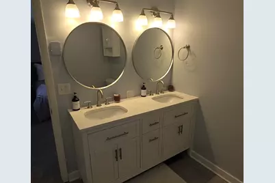 308 E Spooner St, Fox Point, WI 53217 - Photo 16