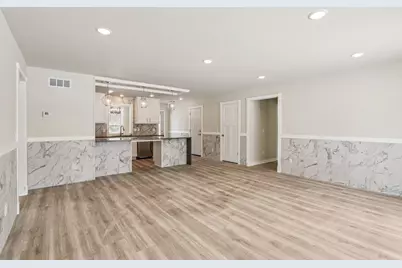 8106  Monroe St, Burlington, WI 53105 - Photo 6