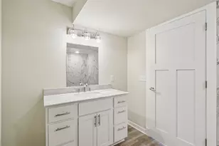 8106 Monroe St, Burlington, WI 53105 - Photo 38