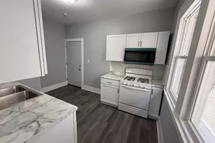 2707 W Highland Blvd, Milwaukee, WI 53208 - Photo 20