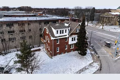 2707 W Highland Blvd #2709, Milwaukee, WI 53208 - Photo 38