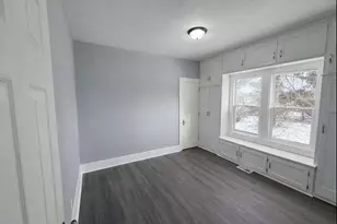 2707 W Highland Blvd, Milwaukee, WI 53208 - Photo 8