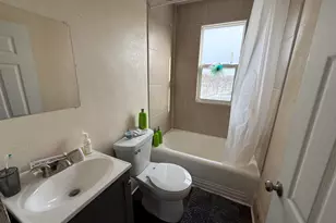 2707 W Highland Blvd, Milwaukee, WI 53208 - Photo 34