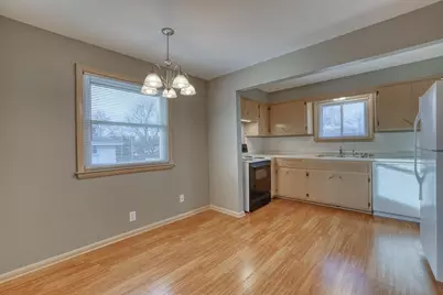 1317 N 116th St, Wauwatosa, WI 53226 - Photo 16