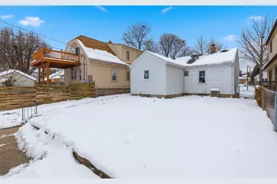 2706 S 48th St, Milwaukee, WI 53219 - Photo 2