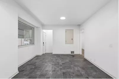 2706 S 48th St, Milwaukee, WI 53219 - Photo 12