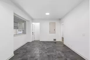 2706 S 48th St, Milwaukee, WI 53219 - Photo 12