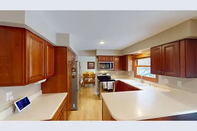 1210  Oak Ave, Onalaska, WI 54650 - Photo 4