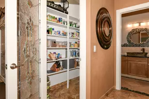 15245 W Woodland Dr, New Berlin, WI 53151 - Photo 20