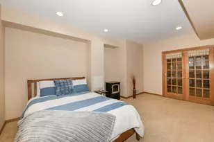 15245 W Woodland Dr, New Berlin, WI 53151 - Photo 40