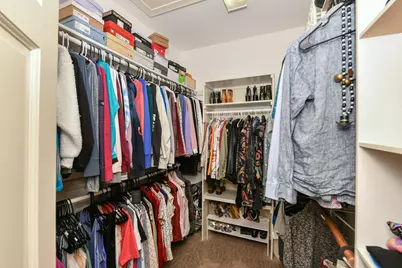 15245 W Woodland Dr, New Berlin, WI 53151 - Photo 26