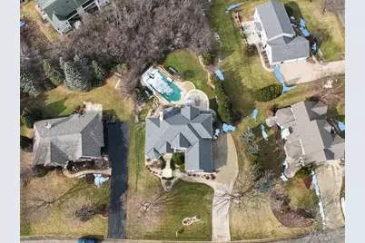 15245 W Woodland Dr, New Berlin, WI 53151 - Photo 72