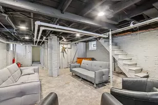 327 W Mineral St, Milwaukee, WI 53204 - Photo 26