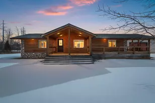 N1662 Bay De Noc Rd, Menominee, MI 49858 - Photo 1