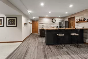 W207N17393 Parkview Dr, Jackson, WI 53037 - Photo 34