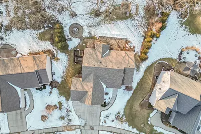 W207N17393  Parkview Dr, Jackson, WI 53037 - Photo 46