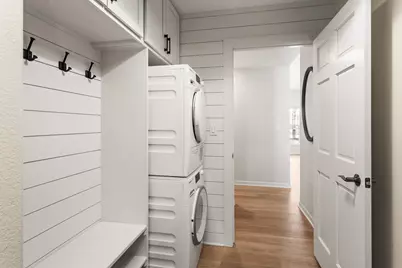 W207N17393  Parkview Dr, Jackson, WI 53037 - Photo 16