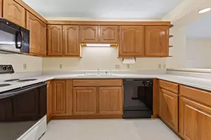 1680 96th St, Sturtevant, WI 53177 - Photo 10