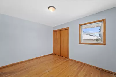 9531 W Langlade St, Milwaukee, WI 53225 - Photo 18