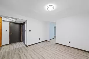 9531 W Langlade St, Milwaukee, WI 53225 - Photo 20