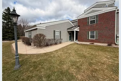 N17W26887 E Fieldhack Dr #G, Pewaukee, WI 53072 - Photo 1