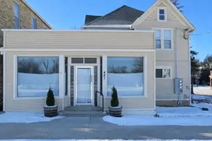 447 W Main St, Newburg, WI 53090 - Photo 4