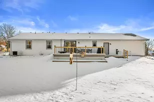 202 Highland Ave, Fort Atkinson, WI 53538 - Photo 14