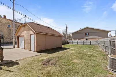 117 S Mill St, Saukville, WI 53080 - Photo 4