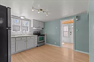 117 S Mill St, Saukville, WI 53080 - Photo 10