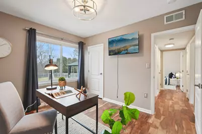 8035 N Poplar Dr, Fox Point, WI 53217 - Photo 30