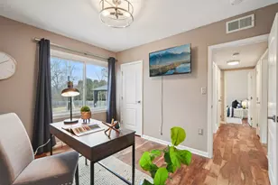 8035 N Poplar Dr, Fox Point, WI 53217 - Photo 30