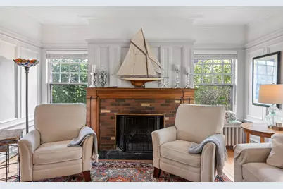 204 W Jackson St, Port Washington, WI 53074 - Photo 4