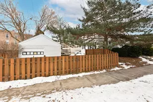 703 N West Avenue, Waukesha, WI 53186 - Photo 34