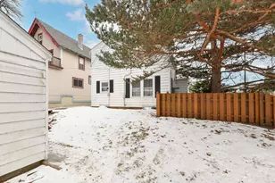 703 N West Avenue, Waukesha, WI 53186 - Photo 36