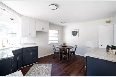 3739 N 97th Pl, Milwaukee, WI 53222 - Photo 2