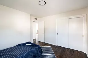 3739 N 97th Pl, Milwaukee, WI 53222 - Photo 10