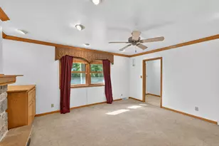 4472 N 104th St, Wauwatosa, WI 53225 - Photo 6