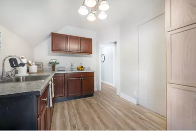 1023 S 25th St, Milwaukee, WI 53204 - Photo 10