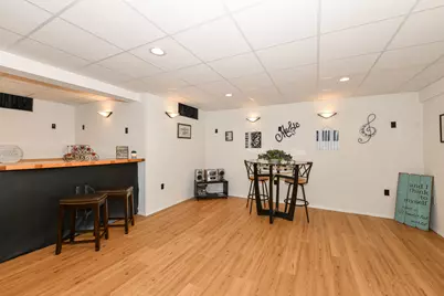 909  Bay View Cir, Mukwonago, WI 53149 - Photo 36