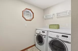 1746 Malibu Dr, Cedarburg, WI 53012 - Photo 24