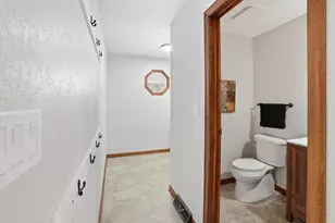 1746 Malibu Dr, Cedarburg, WI 53012 - Photo 22