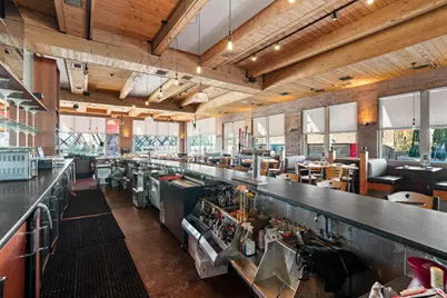 509 E Erie St #6-2, Milwaukee, WI 53202 - Photo 10