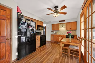 N170W20625 Parkview Dr, Jackson, WI 53037 - Photo 4