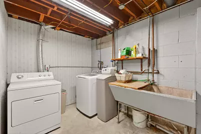 N170W20625  Parkview Dr, Jackson, WI 53037 - Photo 22