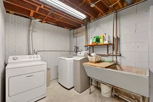 N170W20625 Parkview Dr, Jackson, WI 53037 - Photo 22