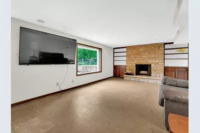 630 S Wisconsin St, Whitewater, WI 53190 - Photo 8