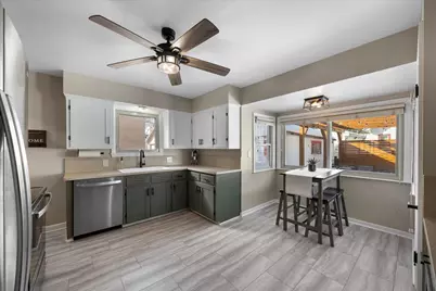 2217  Lefeber Ave, Wauwatosa, WI 53213 - Photo 4