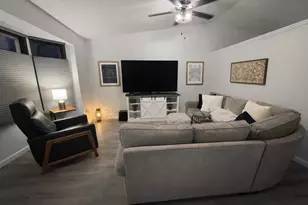 9272 11th Ave, Pleasant Prairie, WI 53158 - Photo 6